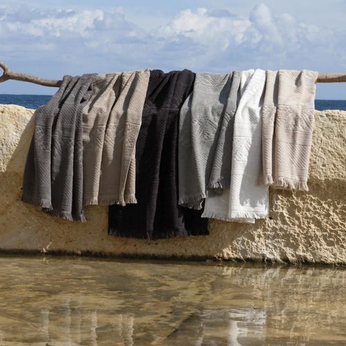 Serviette De Toilette Zoé En Coton Carbone 50 X 100