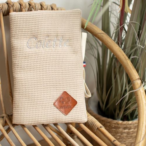 Protège Carnet De Santé En Nid D'abeille Beige