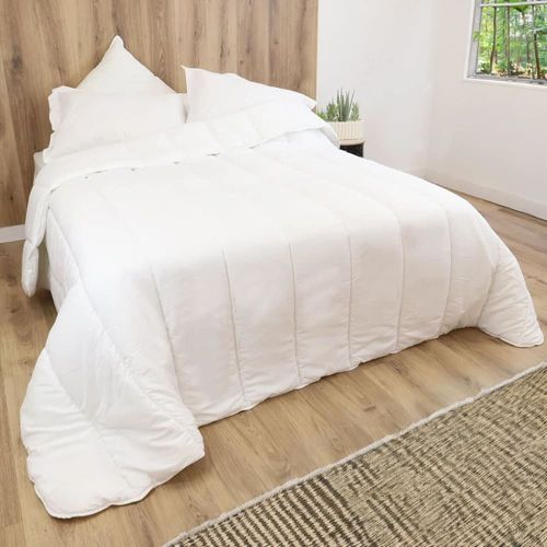 Couette Blanche 550gr Hiver En Polyester Blanc 240x260 Cm