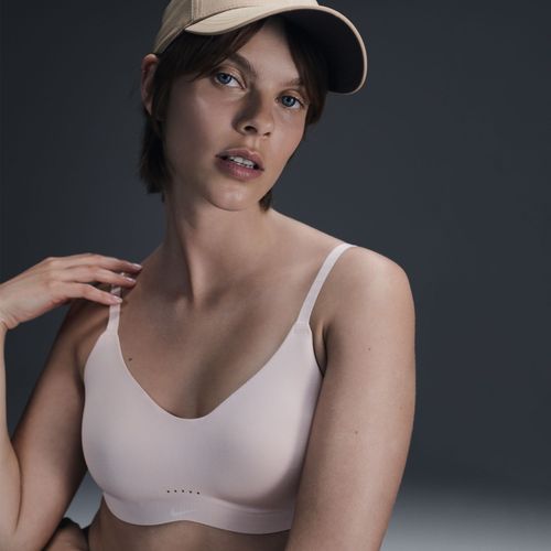 Brassière De Sport Rembourrée Et Convertible À Maintien Léger Nike Alate Minimalist Pour Femme - Marron