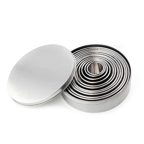 12pcs Pâte ronde / Cookie Cutter Set Pochoirs en acier inoxydable Pâtisserie Beignet Cutter Cercle