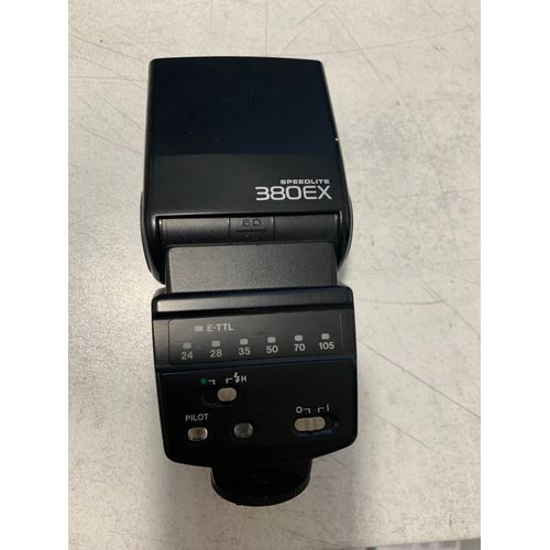 Flash photo Canon