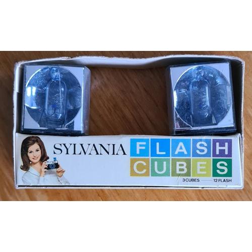 Flash cubes Sylvania