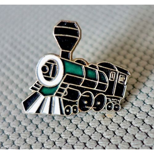 Pins Train, Ancienne Locomotive, Pin'S Transports. Assez Rare