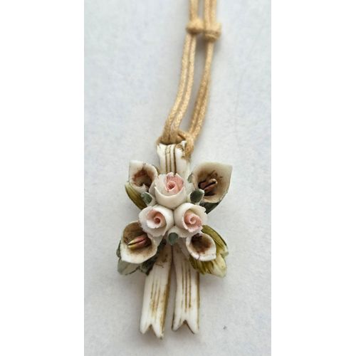 Collier En Céramique Style Shabby