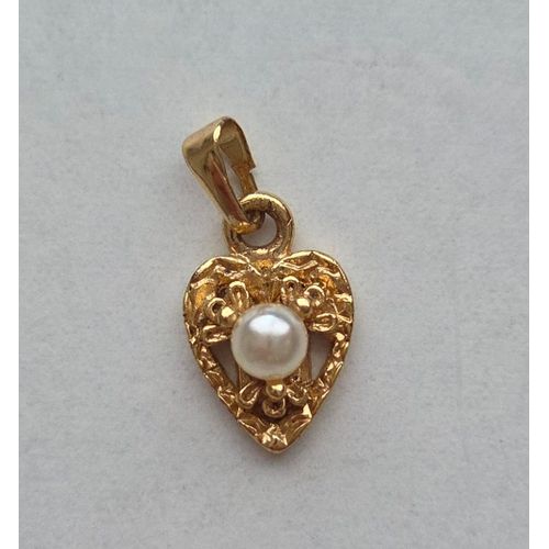 Petit Pendentif Coeur En Fantaisie