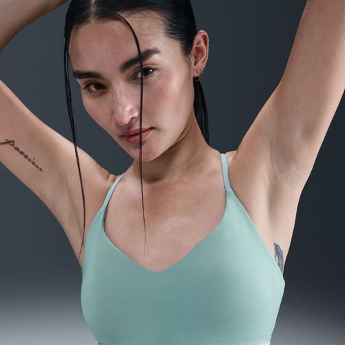 Brassière De Sport Réglable Rembourrée À Maintien Léger Nike Indy Pour Femme - Vert
