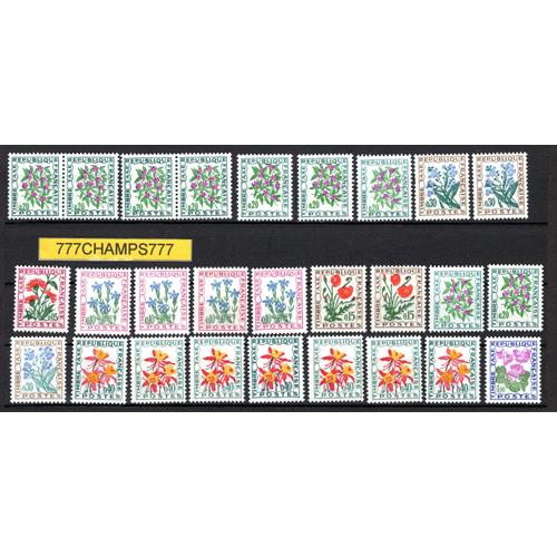 Timbres Taxe. Fleurs Des Champs. Différentes Valeurs.