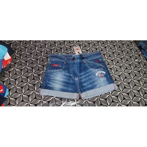 Short Fille