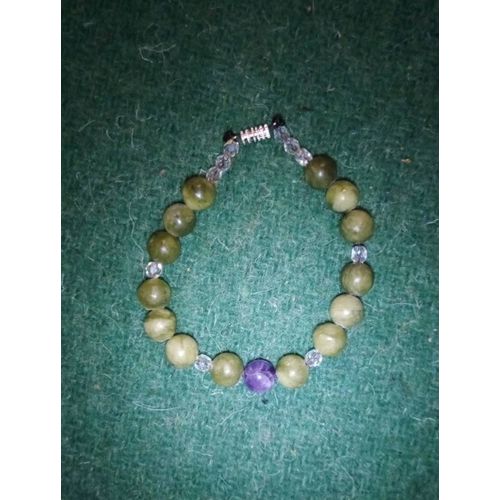 Bracelet En Jades,Verres À Facettes Et Améthyste Artisanal.. 18 Cm.
