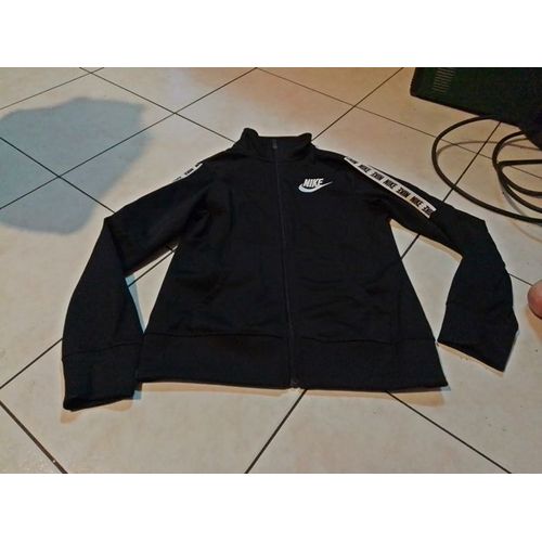 Veste Survetement Nike Taille 12-13 Ans ..