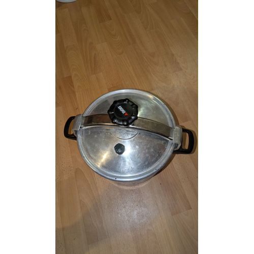 cocotte minute seb 8 litres INOX