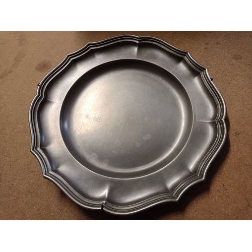 Assiette Ancienne En Étain À Suspendre Diamètre 25 Cm