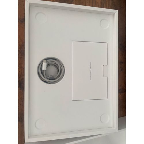 Apple MacBook Air 13" M2 - Ram 8 Go - DD 256 Go