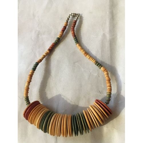 Collier Femme Exotique - Artisanat