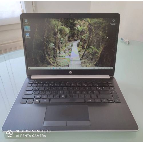 HP Laptop 14-dk0xxx - AMD Athlon 300U - 2.4 Ghz - Ram 12 Go - SSD 256 Go