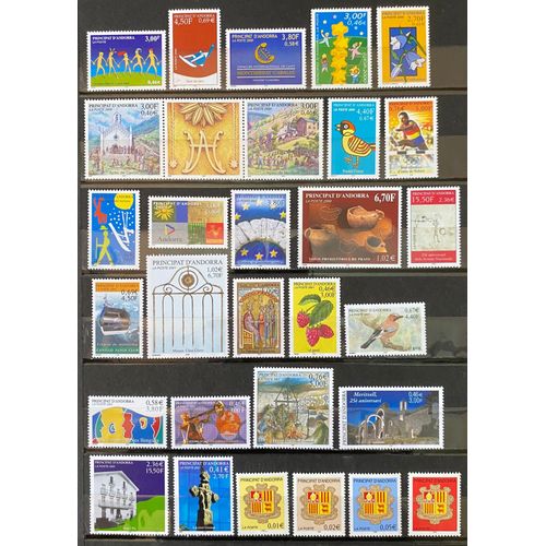 Lot De 63 Timbres Neufs** Andorre Français 2000 À 2004
