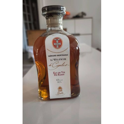 Eau De Vie De Raisin Élixir De Cygalus