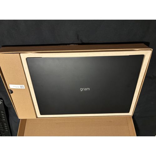 LG GRAM 16Z90S - 16" Intel Core Ultra 7 - Ram 32 Go - SSD 1 To