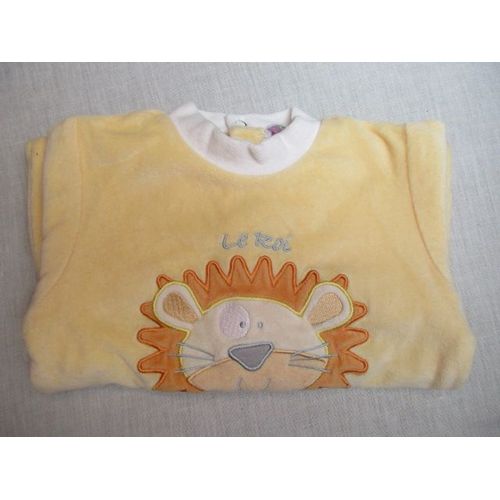 Pyjama Jaune, 9 Mois