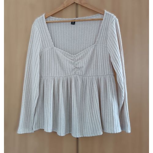 Haut. T Shirt Beige Manches Longues. Shein. Taille 42 / 44