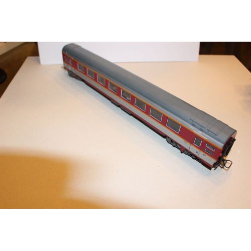 Voiture Grand Confort A8 Jouef Réf 5341 Avec Éclairage Diffusant Et Lest En Parfait État 3 Exemplaires 15€-Jouef