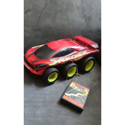 Scorcher 6x6 tyco avec batterie pour pièces