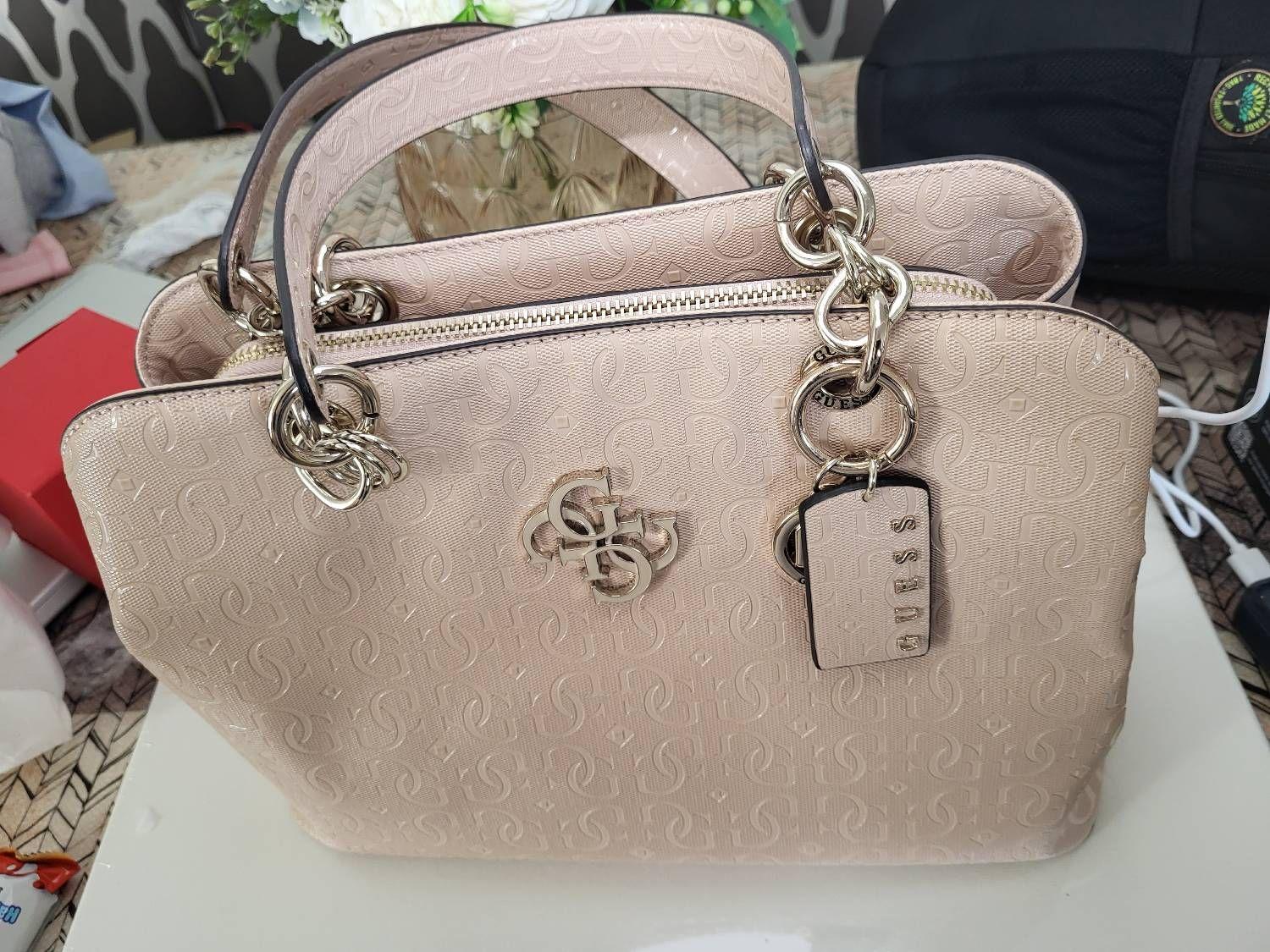 Vente privée best sale sac guess