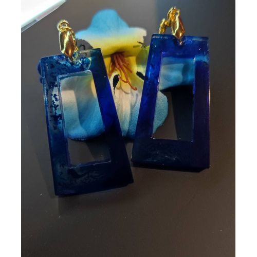 Boucles D'oreilles Époxy Bleu Et Métal Doré