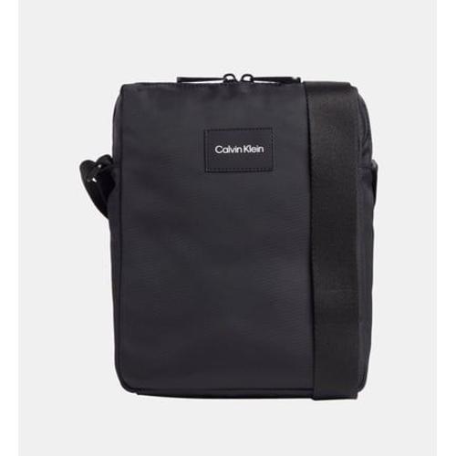 Calvin Klein - Sac besace Must T Reporter  - Noir