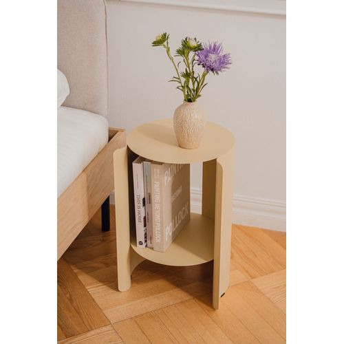 Table D'appoint Avec Étagère En Acier Peint Par Poudrage, Jaune
