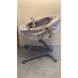 Bonjour Je Vend Mon Berceau 3/1 En Très Bonne État Il Fait Chaise Haute 4roue Avec Frein Et Réglage De La Hauteur Plus Une Barre Qui Fait De La Musique Et Berceuse Plus Le Matelas D¿Origine