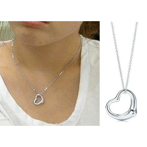 Collier Tour De Cou Pendentif "Coeur" - Métal Argenté