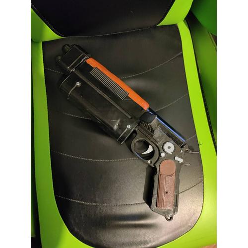 Blaster Bryar K-16 Star Wars