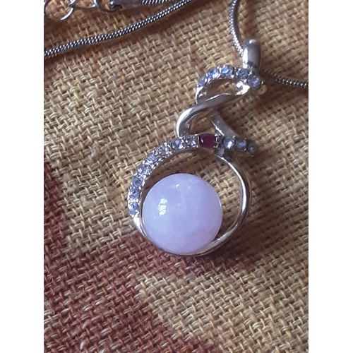 Collier Avec Pierre Rose Quartz