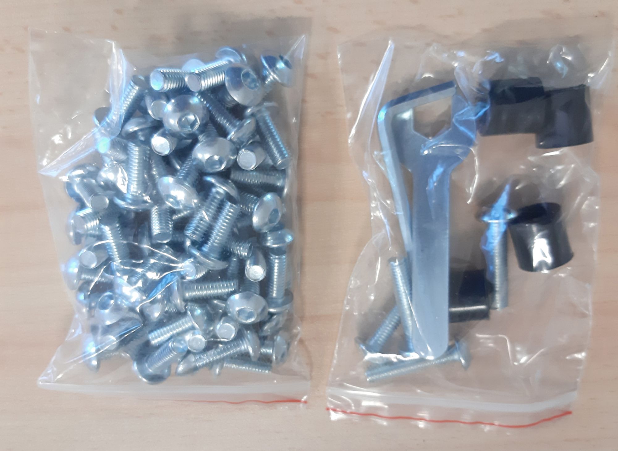 1 XKIT DE VIS DE MONTAGE POUR PERGOLA ZZ-ITACA MT.3X3