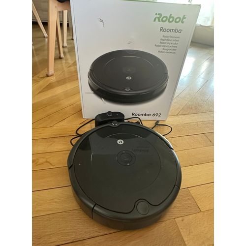 Aspirateur robot roomba 692