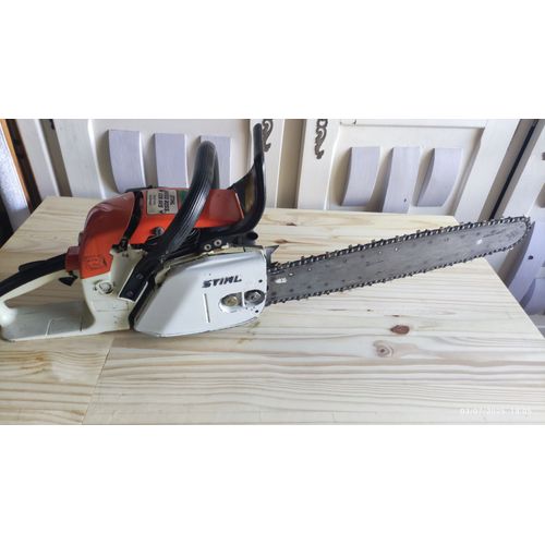 Tronçonneuse STIHL W00D BOSS 028 AVS électronic quickstop
