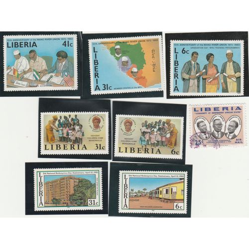 8 Timbres  Du Liberia Emis Entre 1960 Et 1985