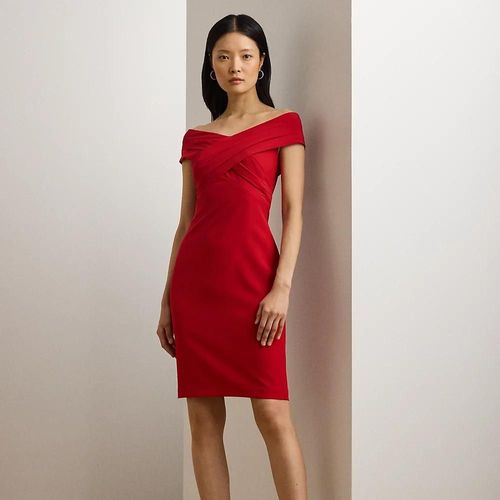 Robe Aux Épaules Dégagées En Crêpe