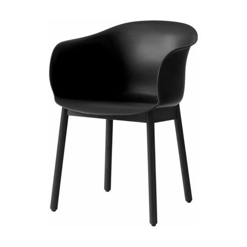 Chaise Noire Piétement En Bois De Chêne Noir Jh30 - &tradition