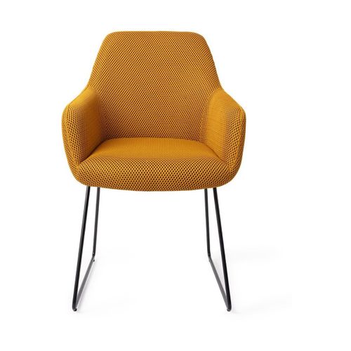 Chaise Avec Accoudoirs En Tissus Ocre Et Pieds Slide En Acier Noir Hiroo - Jesper Hom