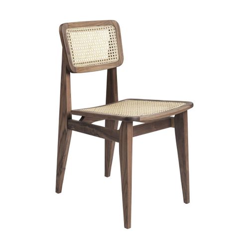 Chaise En Cannage Et Bois De Noyer C-Chair - Gubi