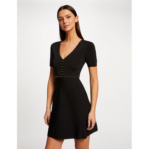 Robe Pull Ajustée À Clous Noir Femme