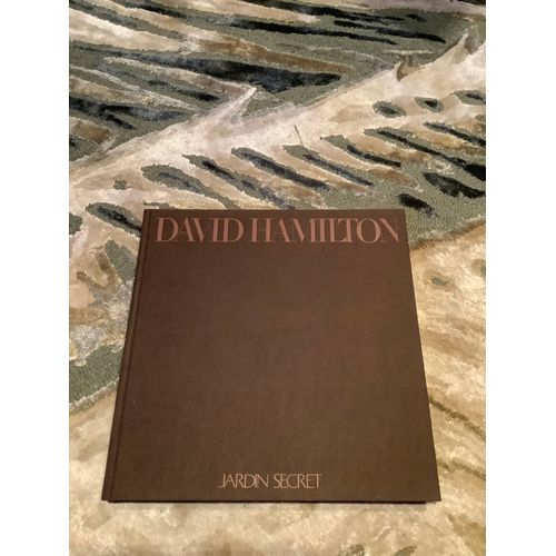 Livre David Hamilton - Jardin secret - cachet et signature