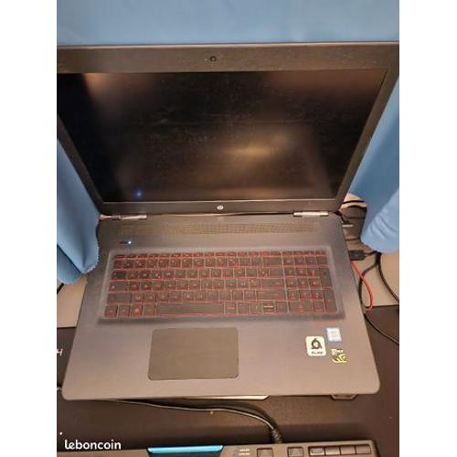 HP Omen 17-w247nf - 17.3" Intel Core i5-7300HQ - 2.5 Ghz - Ram 8 Go - SSD 256 Go + DD 1 To