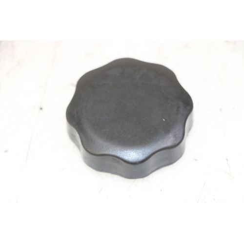 Bouchon Reservoir Essence Aprilia Scarabeo Gt Touring 125 1999 - 2005 / 221314