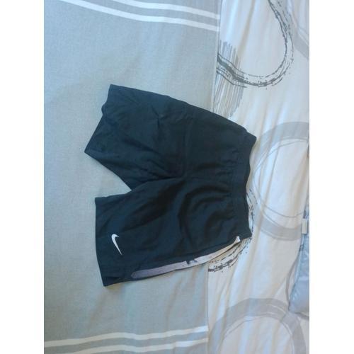 Short Nike Taille Xs