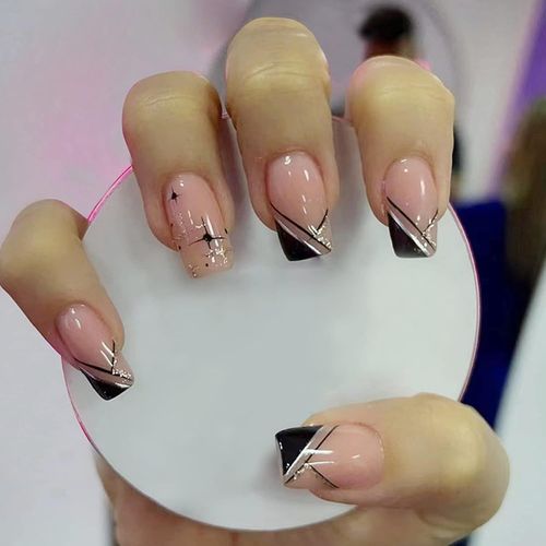 Kal-24 Pièces Faux Ongles Court Carrés Ongles À Coller Français Noir Triangle Glossy Press On Nails Naturel Acrylique Capsules Réutilisable Couverture Complète Faux Ongles Pour Femmes Et Filles 