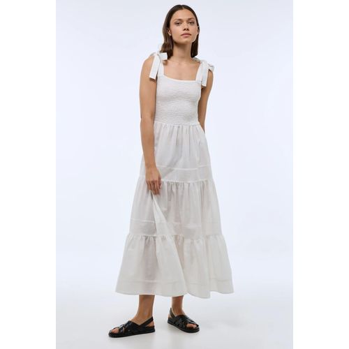Robe Longue Smockée Contenant Du Lin